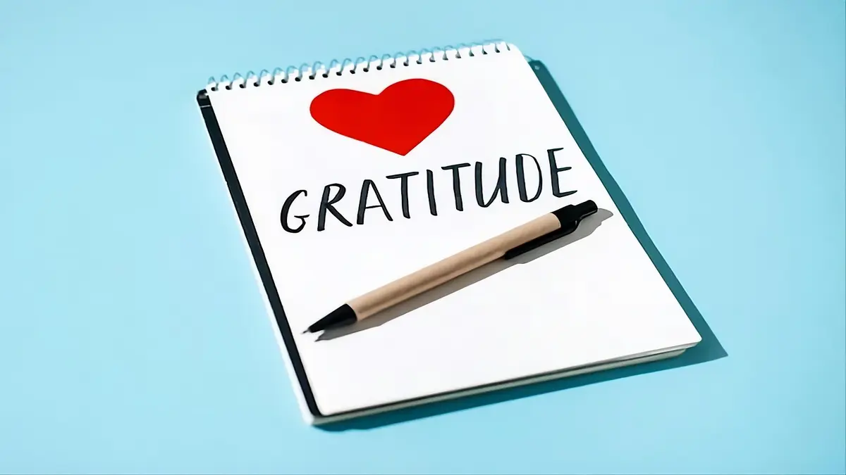 Gratitude Matinale : Comment 5 Minutes par Jour Changent Votre Cerveau ?